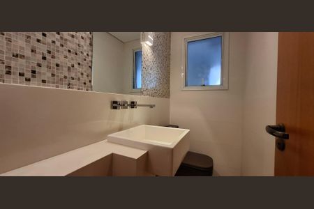 Apartamento à venda com 178m², 4 quartos e 4 vagas Apartamento à venda com 178m², 4 quartos e 4 vagasLavabo