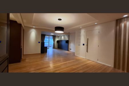 Apartamento à venda com 178m², 4 quartos e 4 vagas Apartamento à venda com 178m², 4 quartos e 4 vagasSala