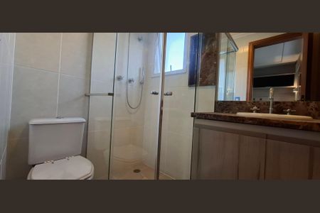 Apartamento à venda com 178m², 4 quartos e 4 vagas Apartamento à venda com 178m², 4 quartos e 4 vagasBanheiro da Suíte 2