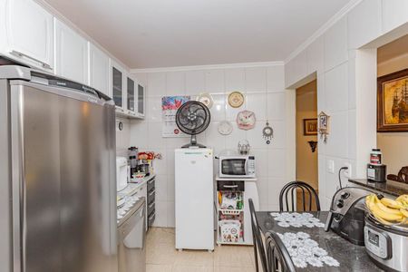 Casa à venda com 254m², 3 quartos e 10 vagasCozinha