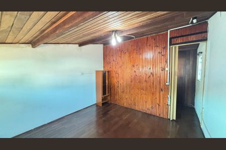 Casa à venda com 250m², 4 quartos e 6 vagas Casa à venda com 250m², 4 quartos e 6 vagasQuarto Sótão