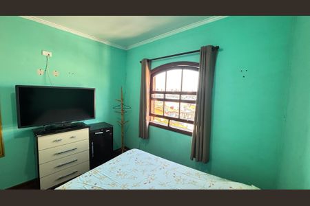 Casa à venda com 250m², 4 quartos e 6 vagas Casa à venda com 250m², 4 quartos e 6 vagasQuarto 2