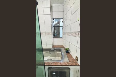 Casa à venda com 250m², 4 quartos e 6 vagas Casa à venda com 250m², 4 quartos e 6 vagasBanheiro da Suíte