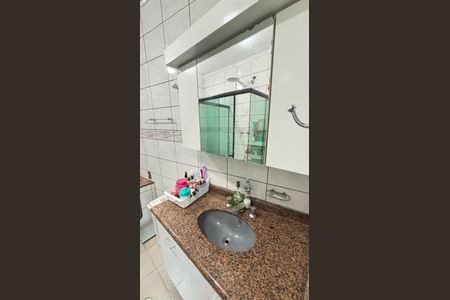 Casa à venda com 250m², 4 quartos e 6 vagas Casa à venda com 250m², 4 quartos e 6 vagasBanheiro da Suíte