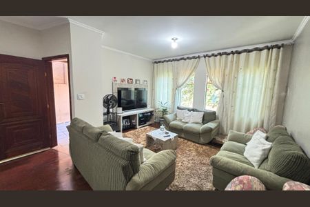 Casa à venda com 250m², 4 quartos e 6 vagas Casa à venda com 250m², 4 quartos e 6 vagasSala - Sala de Jantar