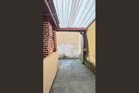 Casa à venda com 250m², 4 quartos e 6 vagas Casa à venda com 250m², 4 quartos e 6 vagasPorão - Churrasqueira