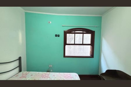 Casa à venda com 250m², 4 quartos e 6 vagas Casa à venda com 250m², 4 quartos e 6 vagasQuarto 2
