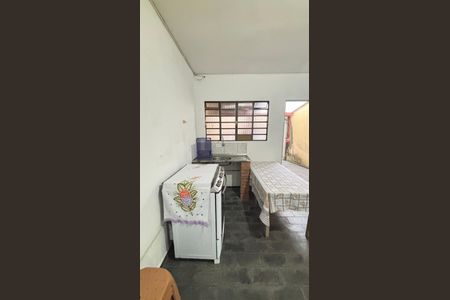 Casa à venda com 250m², 4 quartos e 6 vagas Casa à venda com 250m², 4 quartos e 6 vagasPorão
