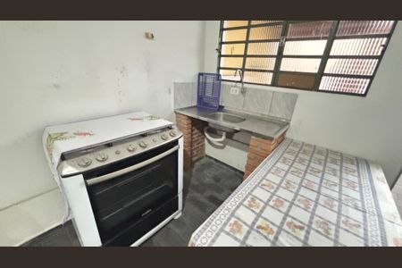 Casa à venda com 250m², 4 quartos e 6 vagas Casa à venda com 250m², 4 quartos e 6 vagasPorão