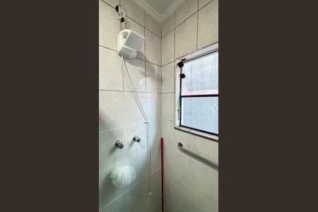 Casa à venda com 250m², 4 quartos e 6 vagas Casa à venda com 250m², 4 quartos e 6 vagasBanheiro