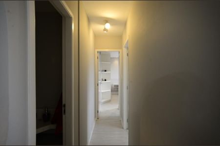 Apartamento à venda com 63m², 2 quartos e 1 vaga Apartamento à venda com 63m², 2 quartos e 1 vagaCorredor