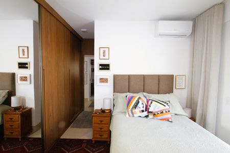 Apartamento à venda com 200m², 2 quartos e 2 vagasSuíte