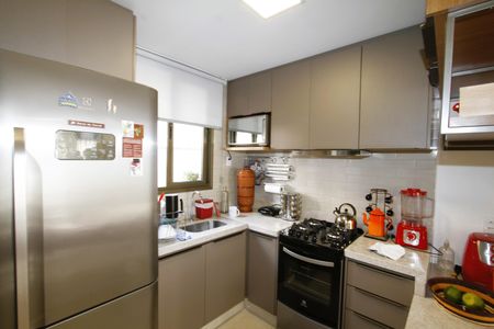 Apartamento à venda com 200m², 2 quartos e 2 vagasCozinha