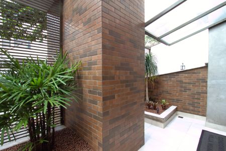 Apartamento à venda com 200m², 2 quartos e 2 vagasEntrada