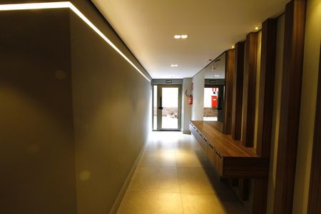 Apartamento à venda com 200m², 2 quartos e 2 vagasHall