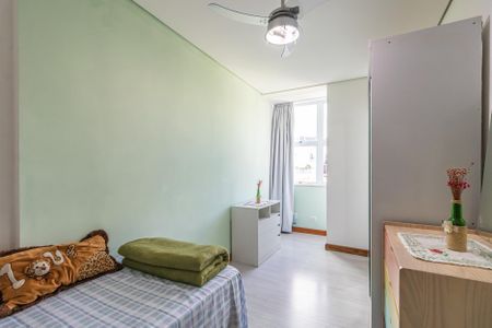 Apartamento à venda com 1200m², 14 quartos e 5 vagas Apartamento à venda com 1200m², 14 quartos e 5 vagasQuarto 1