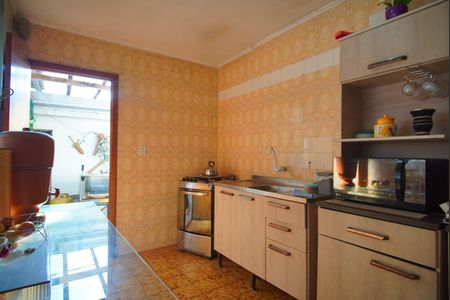 Casa à venda com 250m², 3 quartos e 3 vagas Casa à venda com 250m², 3 quartos e 3 vagasCozinha