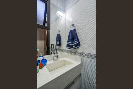 Apartamento à venda com 67m², 2 quartos e 1 vagaBanheiro 