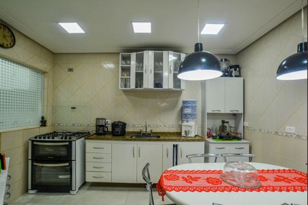 Apartamento à venda com 67m², 2 quartos e 1 vagaCozinha