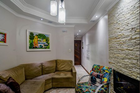 Apartamento à venda com 67m², 2 quartos e 1 vagaSala