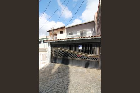 Casa à venda com 210m², 3 quartos e 2 vagasFachada
