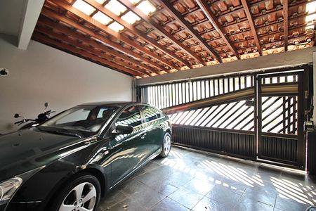 Casa à venda com 210m², 3 quartos e 2 vagasGaragem