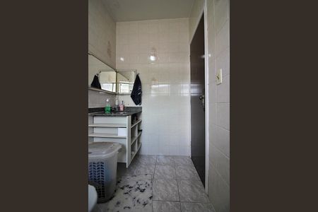 Casa à venda com 210m², 3 quartos e 2 vagasSuíte Banheiro