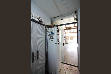 Casa à venda com 210m², 3 quartos e 2 vagasÁrea de Serviço