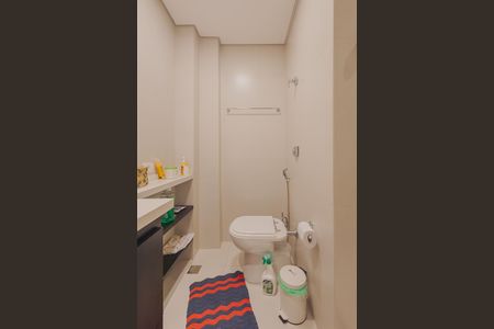 Apartamento à venda com 102m², 3 quartos e sem vagaBanheiro da Suíte 2