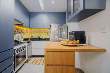 Apartamento à venda com 102m², 3 quartos e sem vagaCozinha