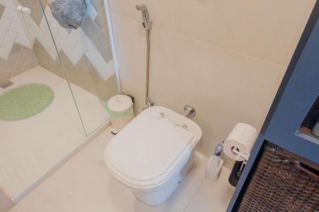 Apartamento à venda com 102m², 3 quartos e sem vagaBanheiro da Suíte 1