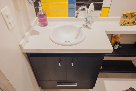 Apartamento à venda com 102m², 3 quartos e sem vagaBanheiro da Suíte 2