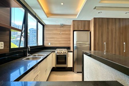 Apartamento à venda com 76m², 1 quarto e 1 vagaCozinha Integrada