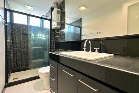 Apartamento à venda com 76m², 1 quarto e 1 vagaBanheiro da Suíte