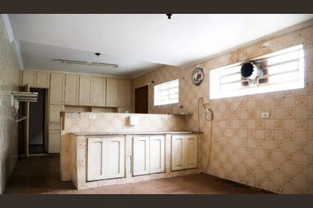 Casa à venda com 166m², 4 quartos e 3 vagas Casa à venda com 166m², 4 quartos e 3 vagasFoto 03