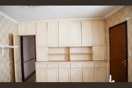 Casa à venda com 166m², 4 quartos e 3 vagas Casa à venda com 166m², 4 quartos e 3 vagasFoto 05