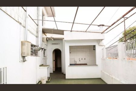 Casa à venda com 166m², 4 quartos e 3 vagas Casa à venda com 166m², 4 quartos e 3 vagasFoto 24