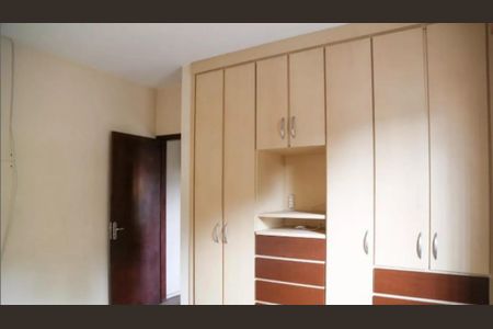 Casa à venda com 166m², 4 quartos e 3 vagas Casa à venda com 166m², 4 quartos e 3 vagasFoto 19