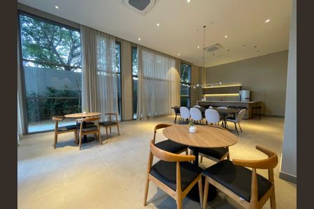 Apartamento à venda com 54m², 2 quartos e 1 vaga Apartamento à venda com 54m², 2 quartos e 1 vagaÁrea comum - Salão de festas
