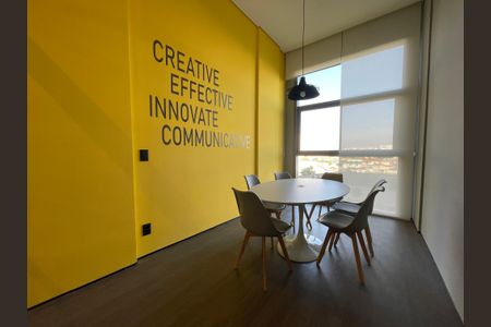 Apartamento à venda com 54m², 2 quartos e 1 vaga Apartamento à venda com 54m², 2 quartos e 1 vagaÁrea comum - Sala de Reuniões