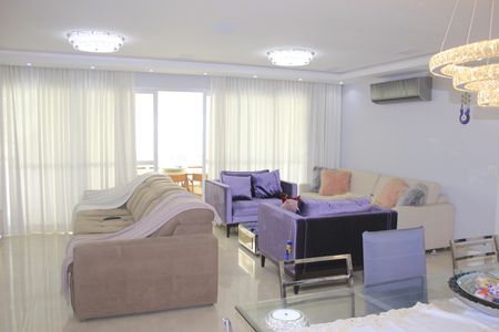 Apartamento à venda com 198m², 3 quartos e 3 vagasSala