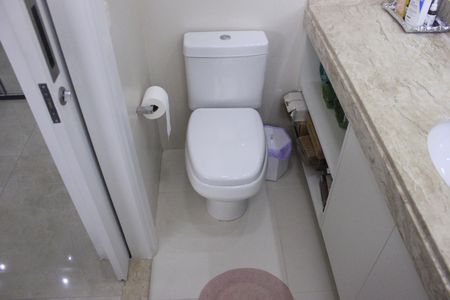 Apartamento à venda com 198m², 3 quartos e 3 vagasBanheiro da suíte 2