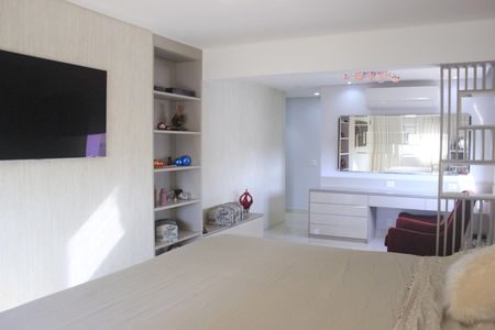 Apartamento à venda com 198m², 3 quartos e 3 vagasSuíte 1