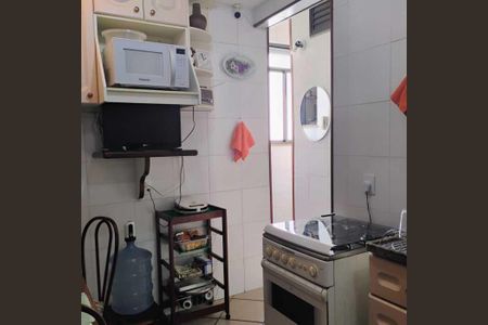 Apartamento à venda com 80m², 3 quartos e sem vaga
