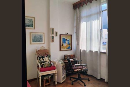 Apartamento à venda com 80m², 3 quartos e sem vaga