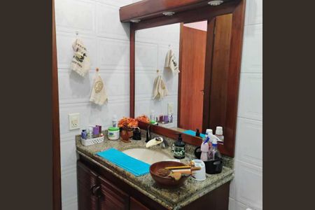 Apartamento à venda com 80m², 3 quartos e sem vaga