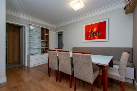 Apartamento à venda com 126m², 4 quartos e 2 vagas