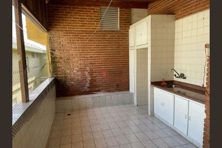 Casa à venda com 280m², 3 quartos e 4 vagas