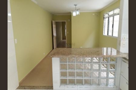 Casa à venda com 220m², 3 quartos e 4 vagas