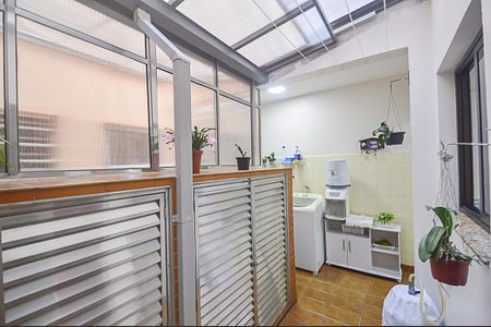 Apartamento à venda com 95m², 3 quartos e 1 vaga Apartamento à venda com 95m², 3 quartos e 1 vagaÁrea de Serviço